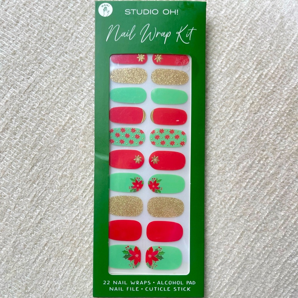 Studio Oh! Nail Wrap Kit - Holiday Nail Sticker Complete Kit NWT